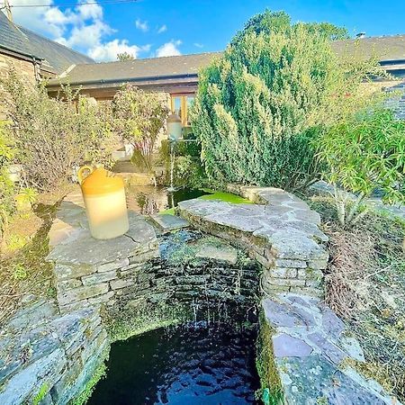 Stone Built Barn In A Beautiful Rural Setting Llangwm-Isaf Exterior foto